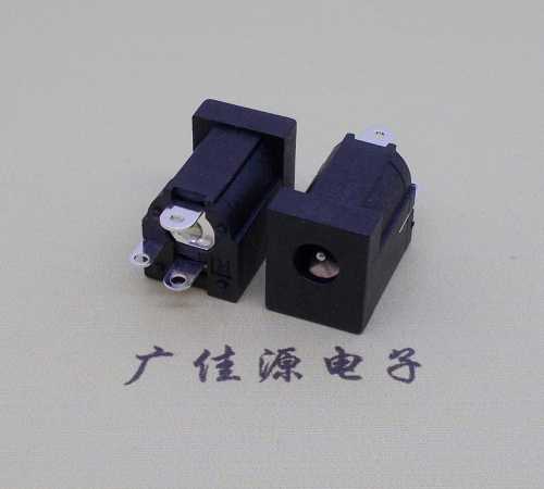 成安DC-ORXM插座的特征及運用1.3-3和5A電流